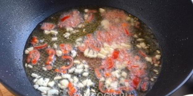 лапша вок с курицей