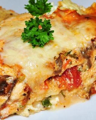 Домашняя мясная лазанья с соусом Бешамель