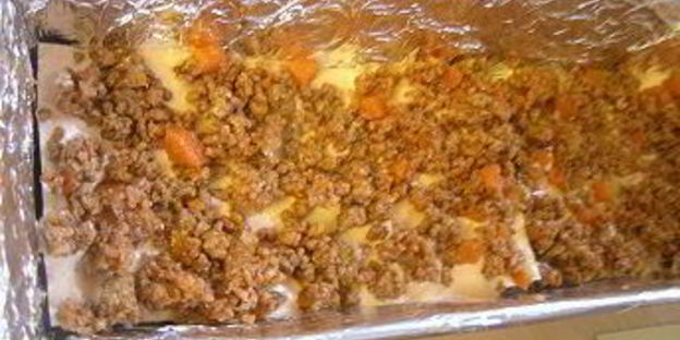 лазанья под розовым соусом