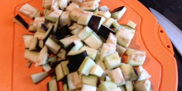 лазанья с баклажанами и индейкой