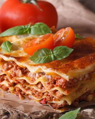 Лазанья с говяжьим фаршем и помидорами