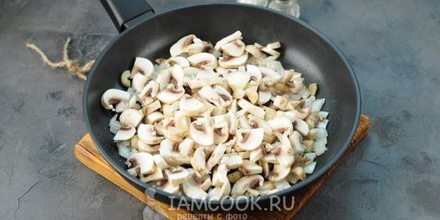 лазанья с грибами и сыром