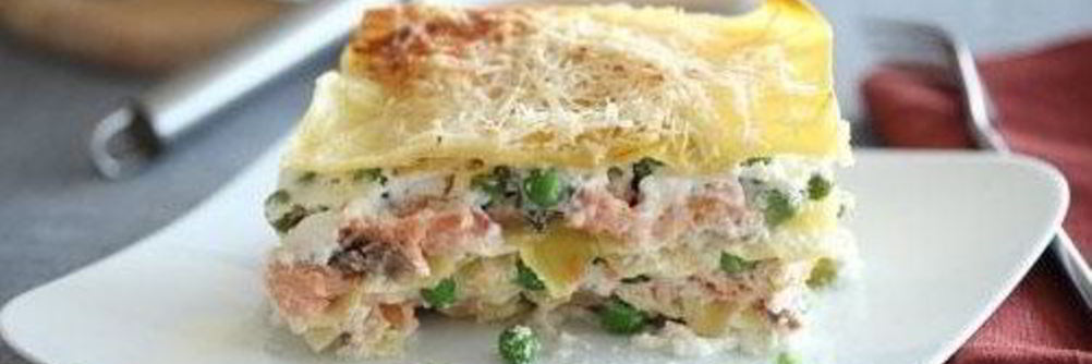 Лазанья с лососем и творогом