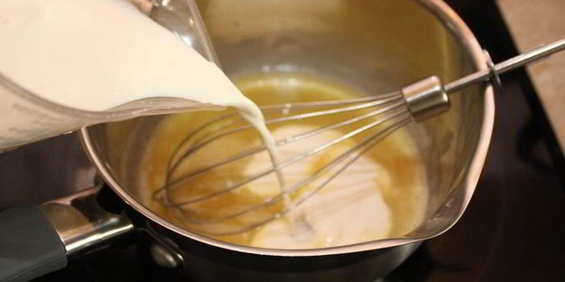 лазанья с мясным соусом и томатами