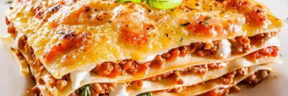 Лазанья с помидорами и говяжьим фаршем