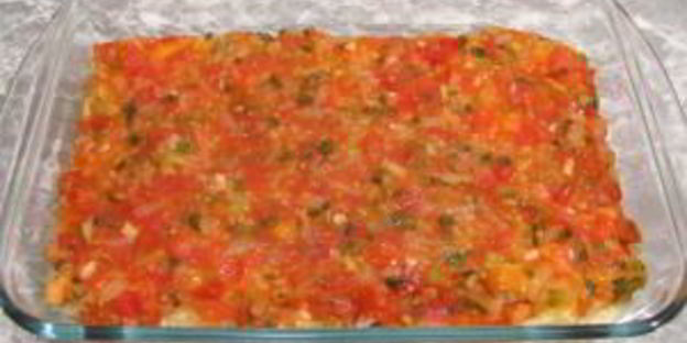 лазанья с помидорами, сыром и ветчиной