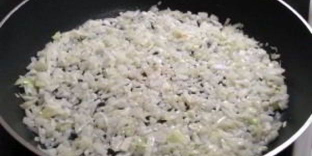 лазанья с помидорами, сыром и ветчиной