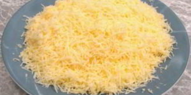 лазанья с помидорами, сыром и ветчиной