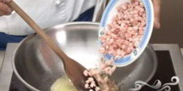 лазанья vincisgrassi alla marchigiana