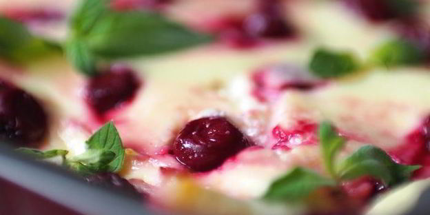 ягодно-творожная лазанья