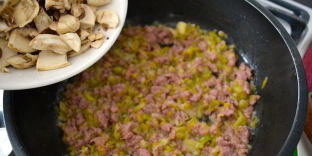 фаршированная запеченная паста