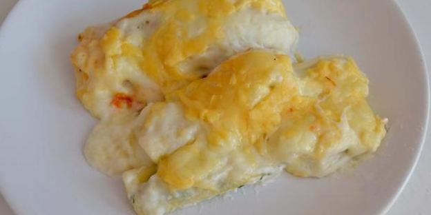 каннеллоне под соусом бешамель