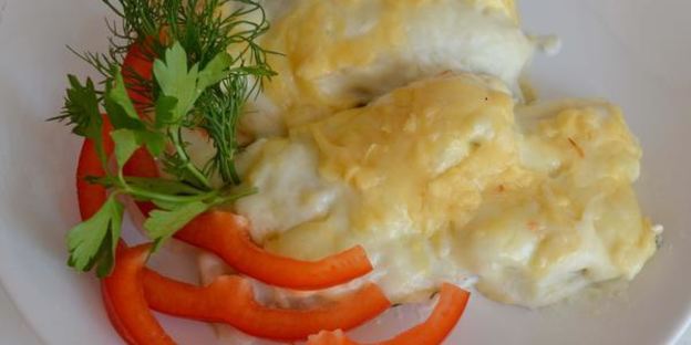 каннеллоне под соусом бешамель