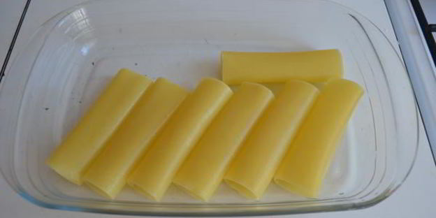 каннеллоне под соусом бешамель