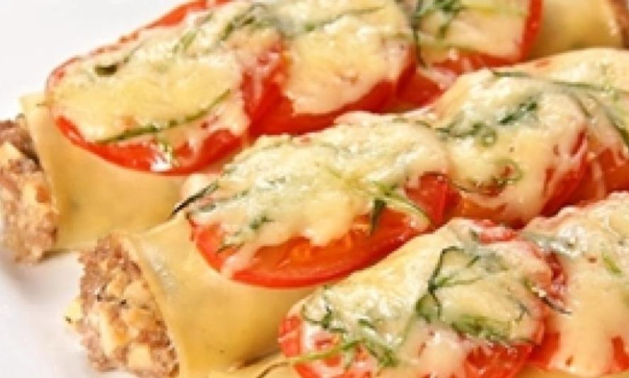 Рецепт каннеллонь с фаршем и помидорами