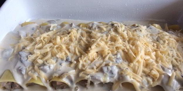 каннеллони с индейкой и грибами