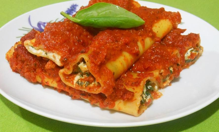 Рецепт каннеллонь со шпинатом и рикоттой