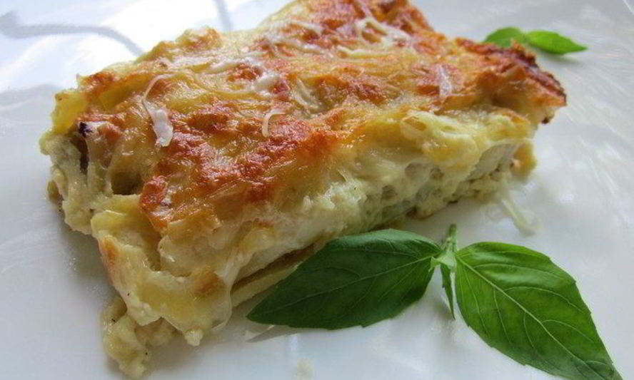 Рецепт каннелоней, фаршированных курицей и грибами под соусом морне