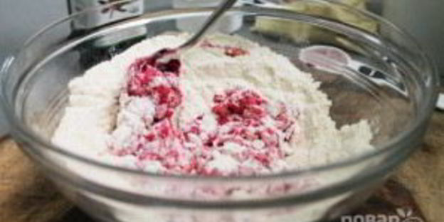 красные макароны