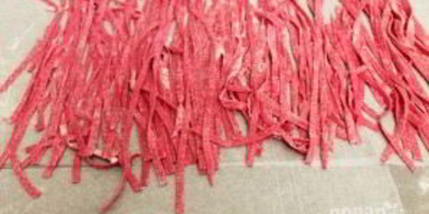 красные макароны