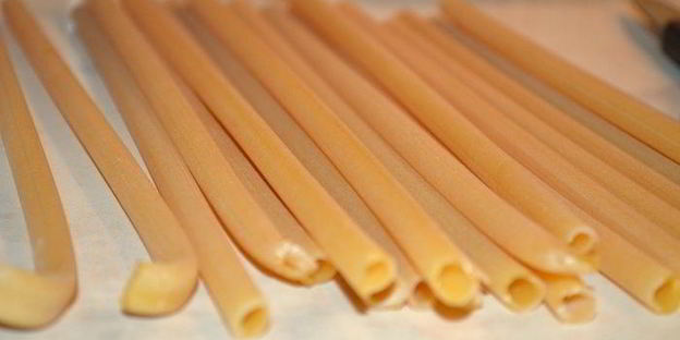 макароны по-флотски рулетом