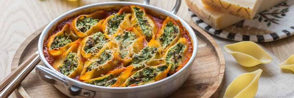 Макароны ракушки со шпинатом, сыром Рикотта и Грана Падано