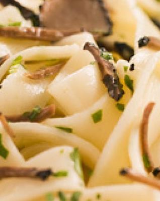 Макароны с черными трюфелями