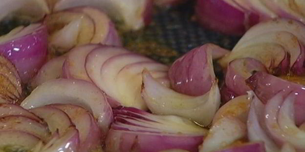 макароны с карамелизированным луком