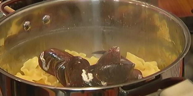 макароны с мидиями под соусом из сидра