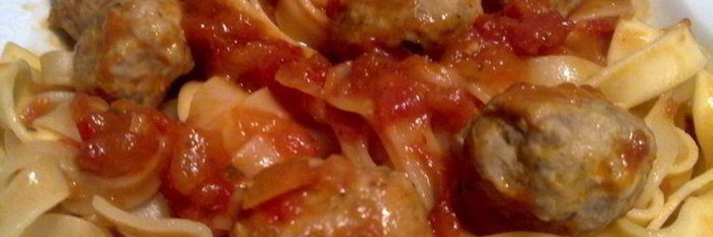 Паста алла китарра с мясными шариками