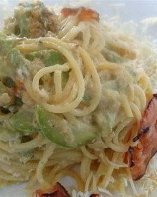 Паста карбонара с кабачками