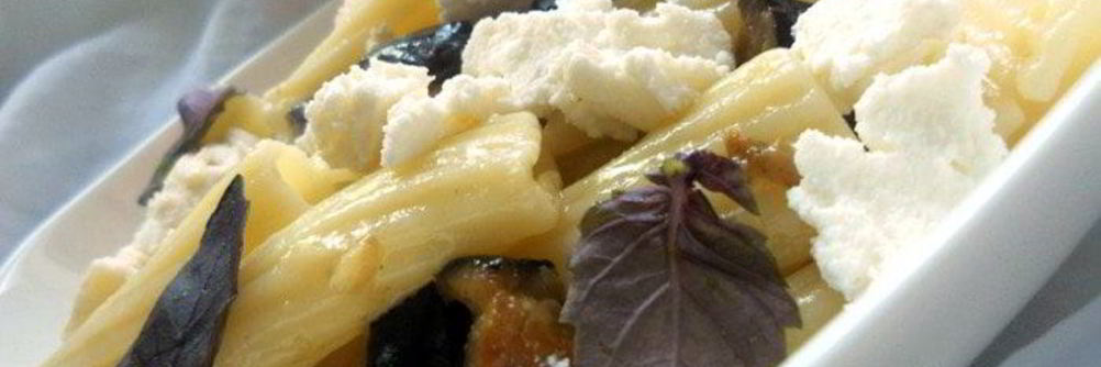 Паста с баклажанами и рикоттой