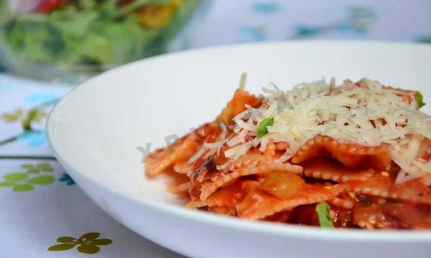 Рецепт пасты с баклажанами в томатном соусе