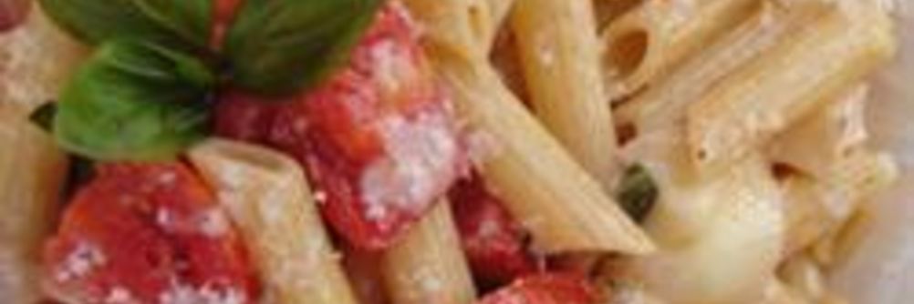 Паста с базиликом и сыром Бри