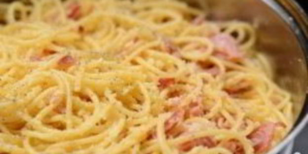 паста с беконом