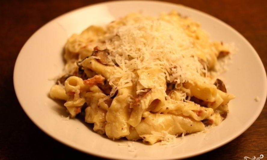 Рецепт пасты с грибами и ветчиной