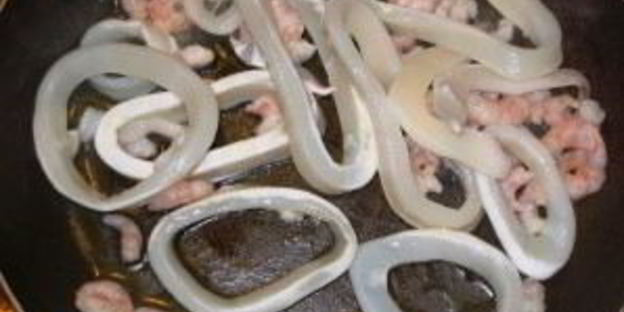 паста с кальмарами