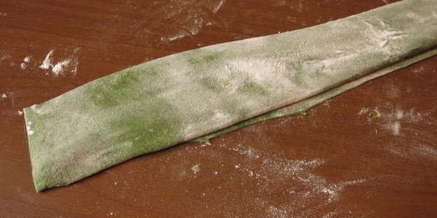 паста с крапивой и шпинатом