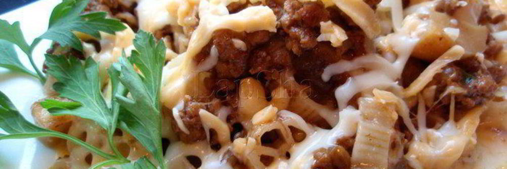 Паста с мясом и белыми грибами