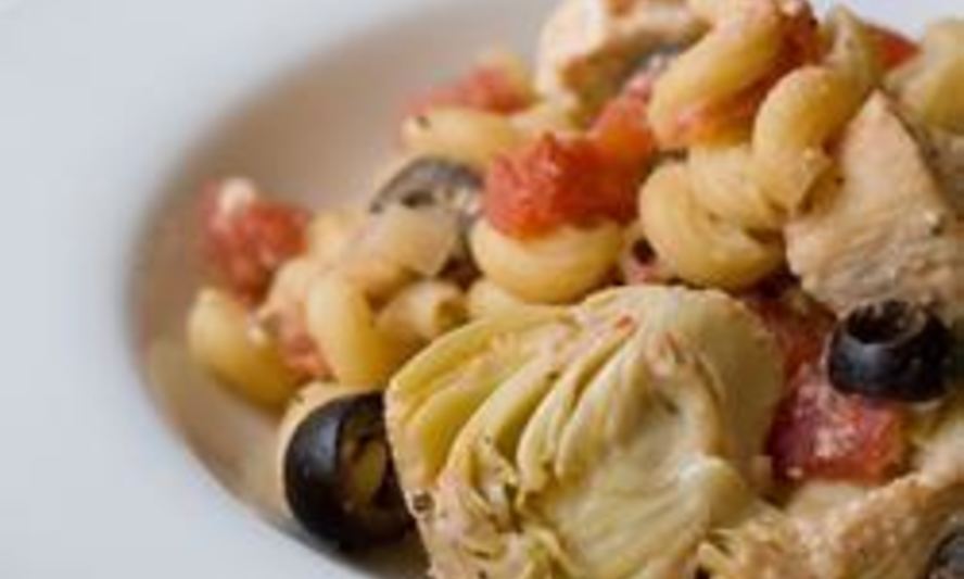 Рецепт пасты с помидорами, маслинами и артишоками