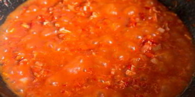 паста с соусом из печеного сладкого перца