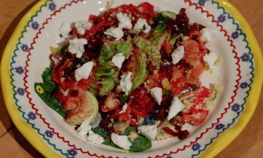 Рецепт пасты со свеклой и савойской капустой