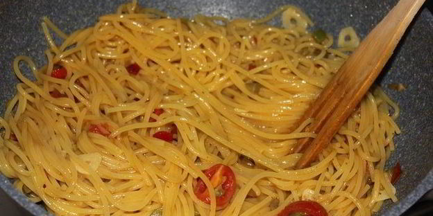 спагетти альо ольо пеперончино