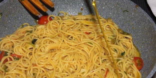 спагетти альо ольо пеперончино