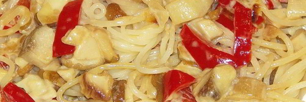 Спагетти с белыми грибами и болгарским перцем