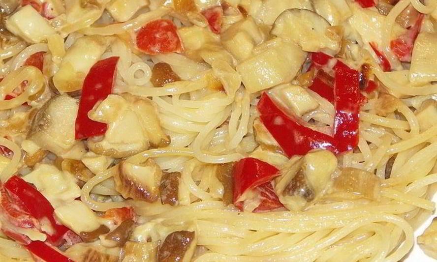 Рецепт спагетти с белыми грибами и болгарским перцем