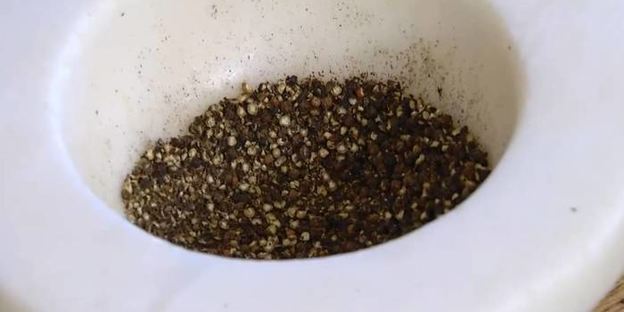 спагетти с черным перцем и сыром