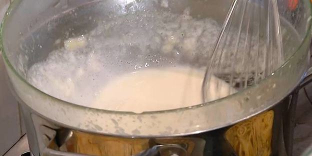 спагетти с черным перцем и сыром