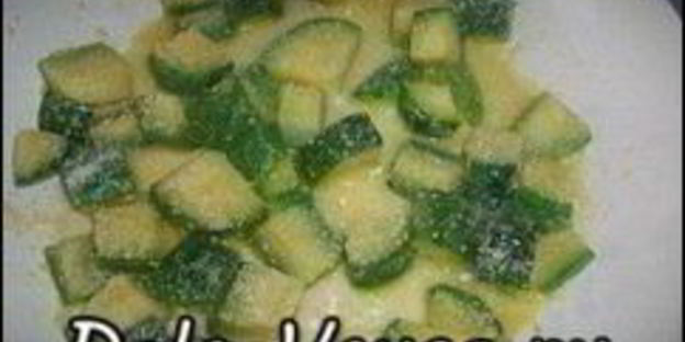 спагетти с креветками и цукини