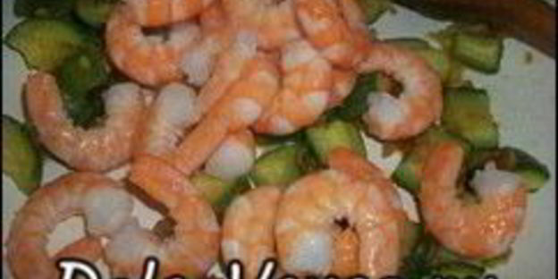 спагетти с креветками и цукини